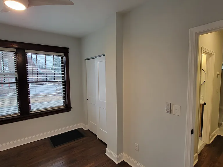 5537-5539 Holly Hills Ave #5537 — Photo 6