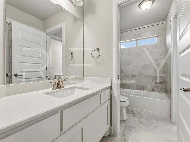 240 Cross Timbers Dr — Photo 35