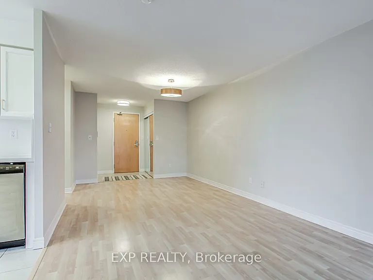 43 Eglinton Ave E #1509 — Photo 5