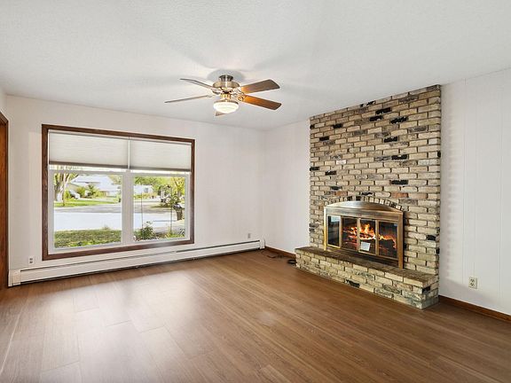 2nd image of 734 Burke Ave E