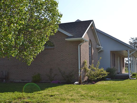 4th image of 110 Tiffany Ln
