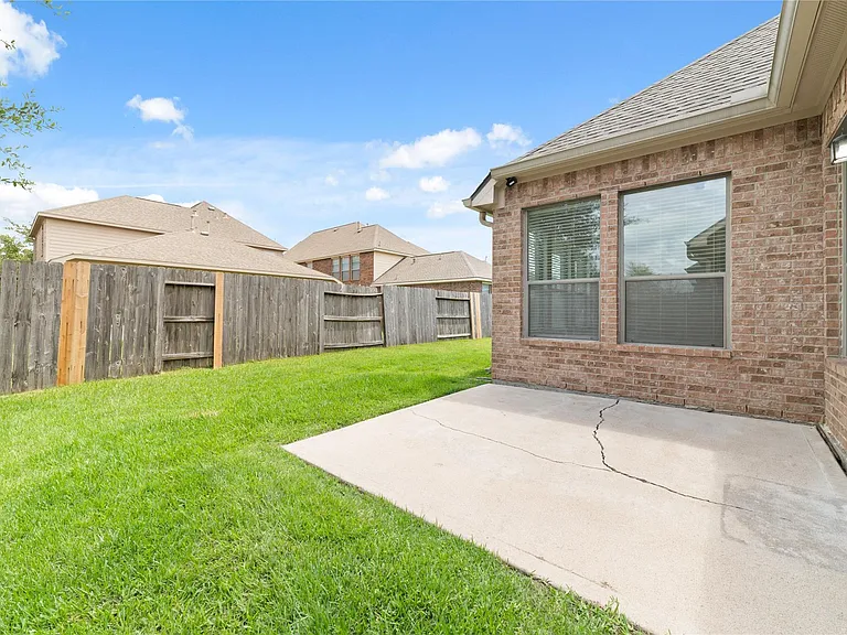 17314 Aldenwilds Ln — Photo 33