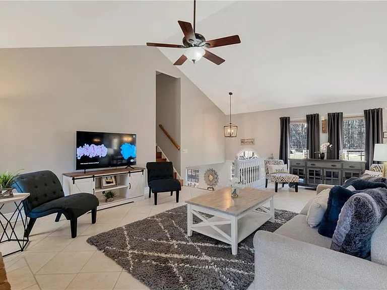 1319 Towne Harbor Trl — Photo 4