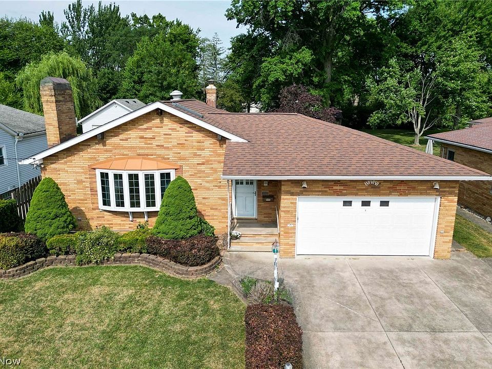 1st image of 1666 Algiers Dr