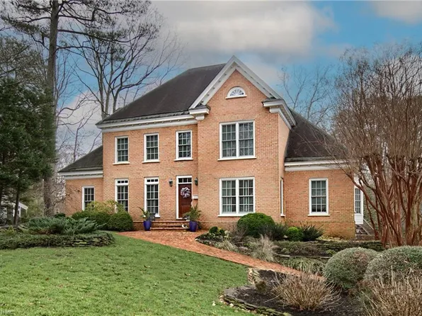 22 Paula Maria Dr, Newport News, VA 23606