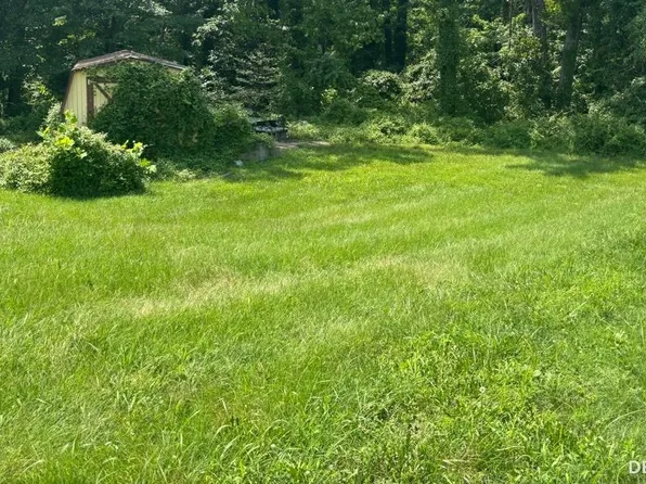 6835 1st St, Riverdale, MD 20737