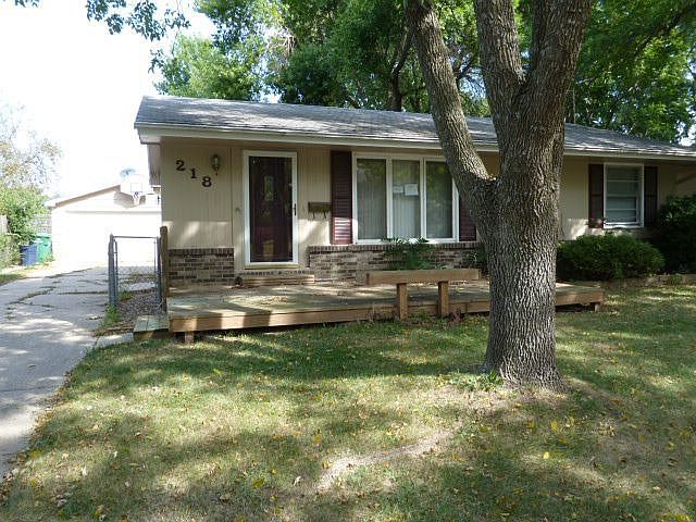 2nd image of 218 SE 2nd St