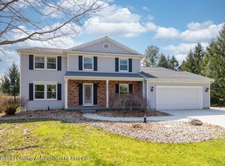 3529 E Hiawatha Dr, Okemos, MI