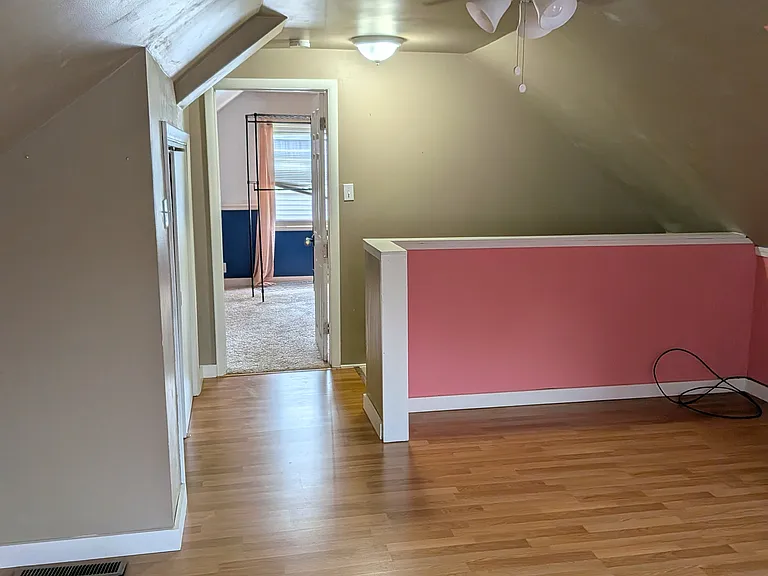 1436 Curtis Ave — Photo 20