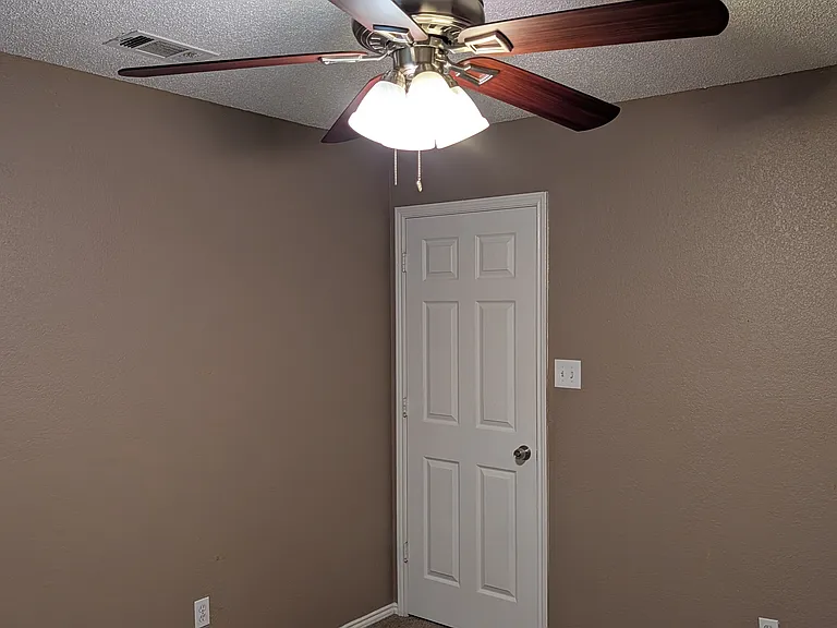 700 Flamingo Dr — Photo 16