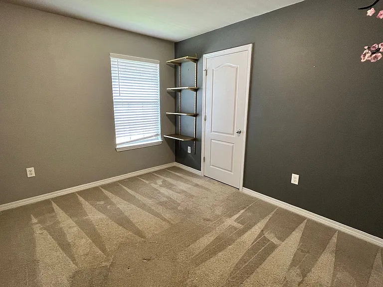 4187 Roosevelt Way — Photo 9