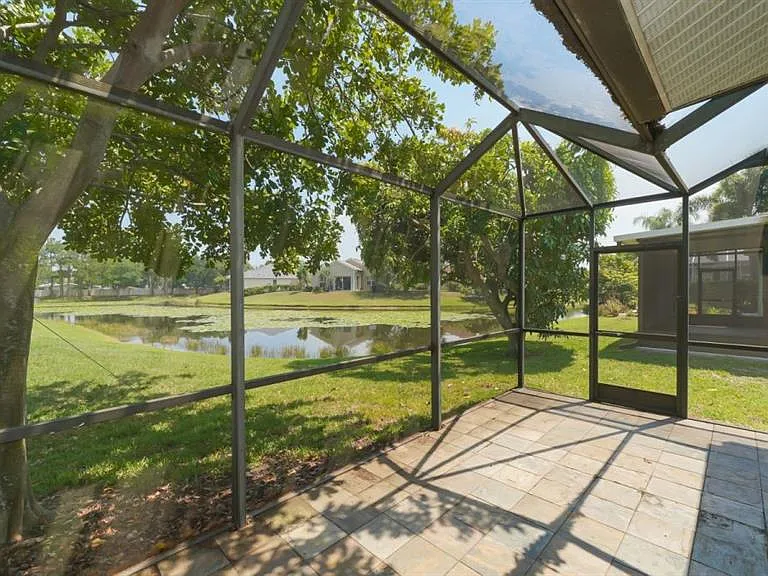 5453 New Covington Dr — Photo 32