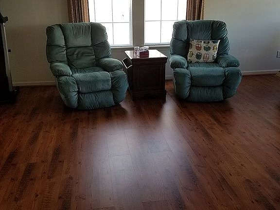5th image of 2204 Tuley Dr