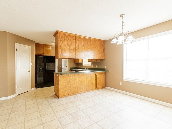 5th image of 3079 Schroer Dr