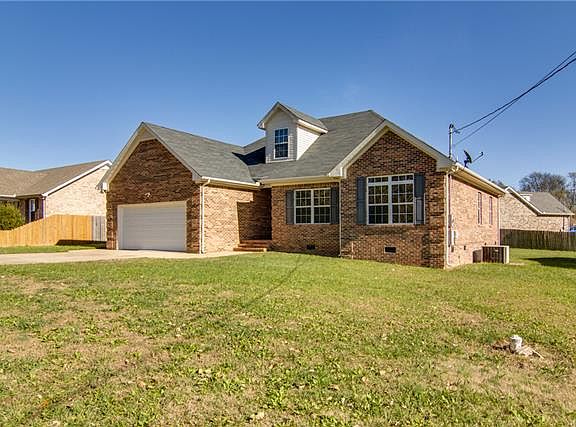 2nd image of 315 Shelby Cir