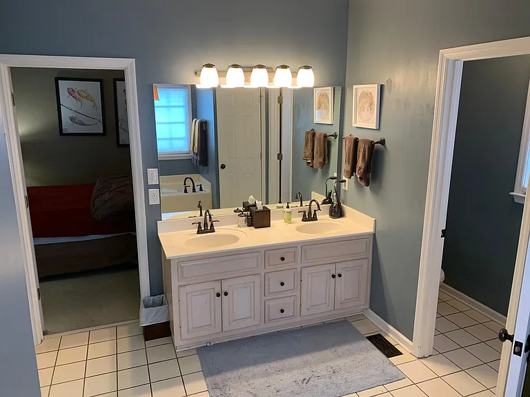 En Suite Master Bathroom with Double-Vanity
