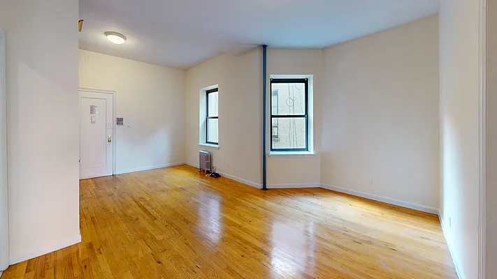 Rented by Bond New York | media 14