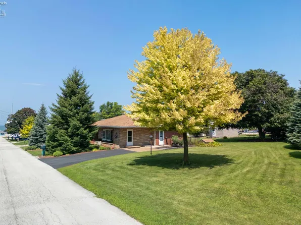 347 Hidden Beach Rd, Lakeside Marblehead, OH 43440