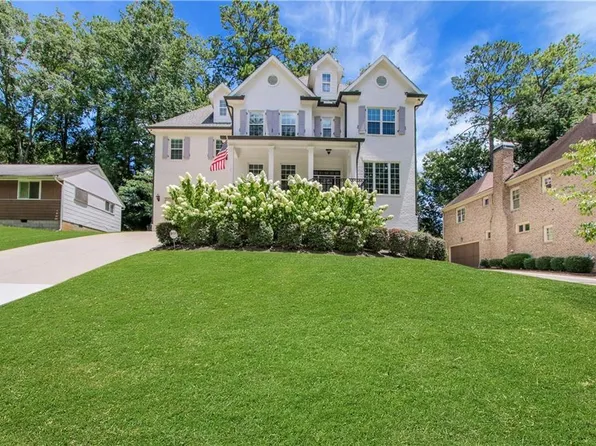 2939 Parkridge Dr NE, Brookhaven, GA 30319