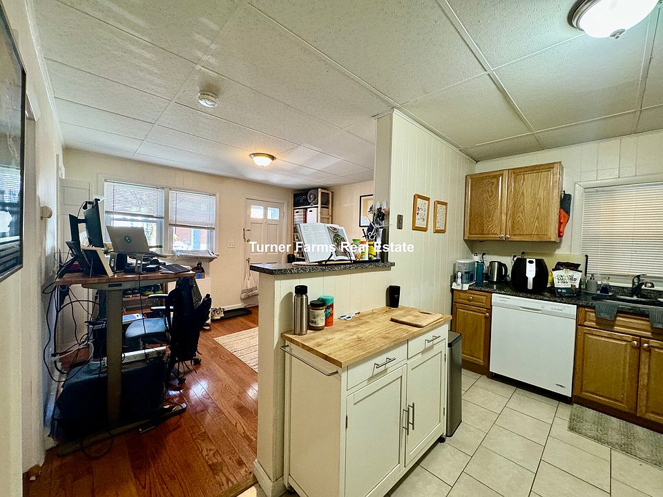 1st image of 57 Cedar St #11