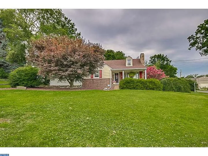 5054 Hillside Ave photo 1