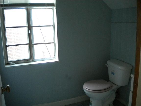 4th image of 5609 Sachem Dr