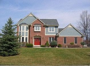 6854 Hubbard Cir, Clarkston, MI 48348