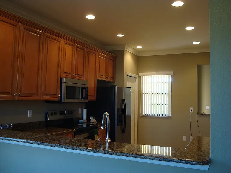 1250 Clove Dr — Photo 3