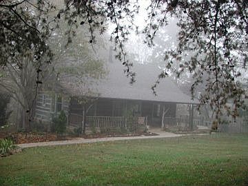 1st image of 122 Steele Dr