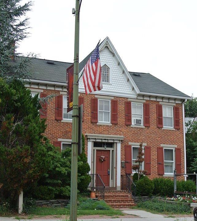 2nd image of 70 W Main St