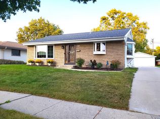 3818 S 95th St, Milwaukee, WI 53228
