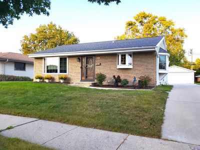 3818 South 95th STREET, Milwaukee, WI, 53228