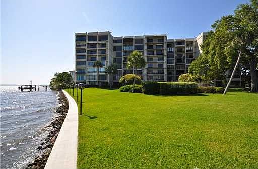 1st image of 5020 Bayshore Blvd APT 605