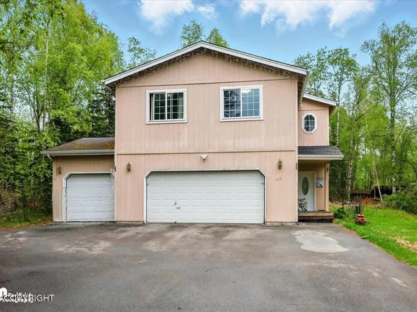 325 W Saint Ives Cir, Wasilla, AK 99654