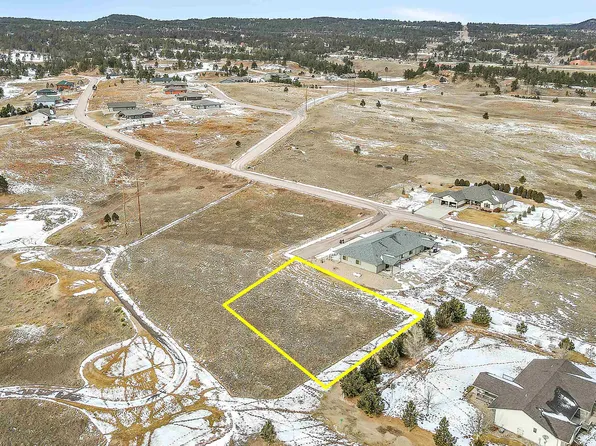 Blue Jay Dr, Hot Springs, SD 57747