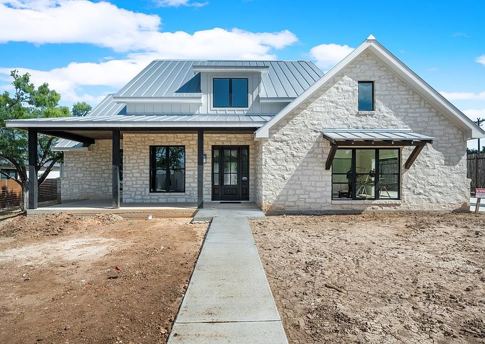 1st image of 2043 Stone Mdw