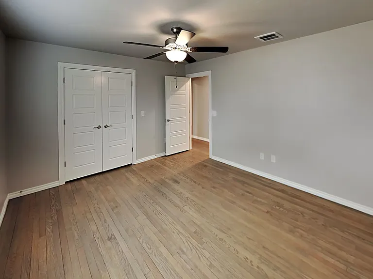 1409 E Covell Rd — Photo 11
