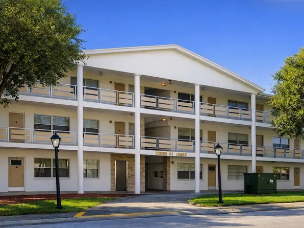 911 Washington Ave APT 209, Largo, FL 33770