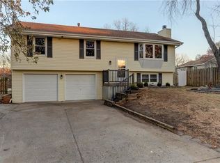 11001 N Holmes St, Kansas City, MO 64155