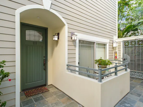 5101 Whitsett Ave Unit 111, Valley Village, CA 91607