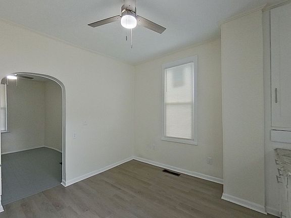4th image of 1473 Thomas Ave #1473