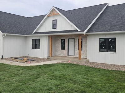 240 Southern DRIVE, Holmen, WI, 54636