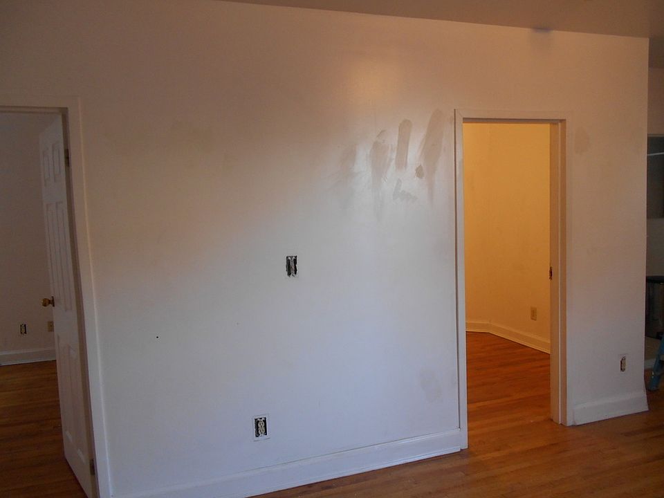 1st image of 268 E 4th St APT 3AB