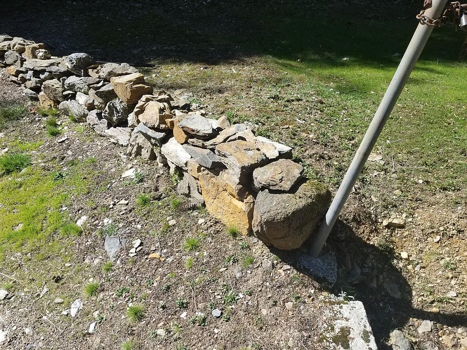 2nd image of 537 Main St