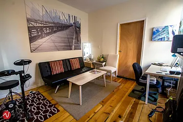 Rented by Wave Real Estate Group