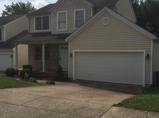 5220 Oldshire Rd, Louisville, KY 40229