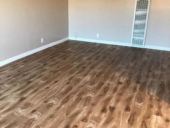 4th image of 14030 Lemoli Ave APT 32
