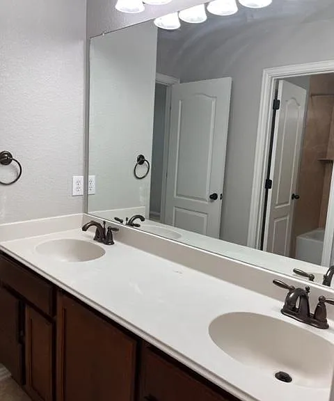 5818 Country View Ln — Photo 15