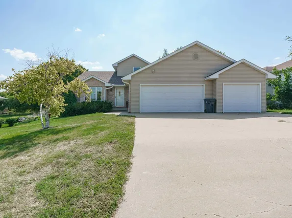 484 Titan Rd, Hinton, IA 51024