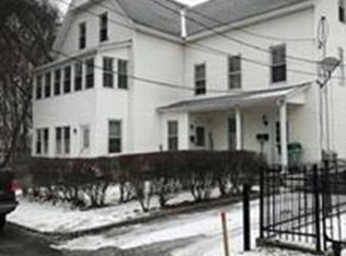 125 Clark St #B, Clinton, MA 01510